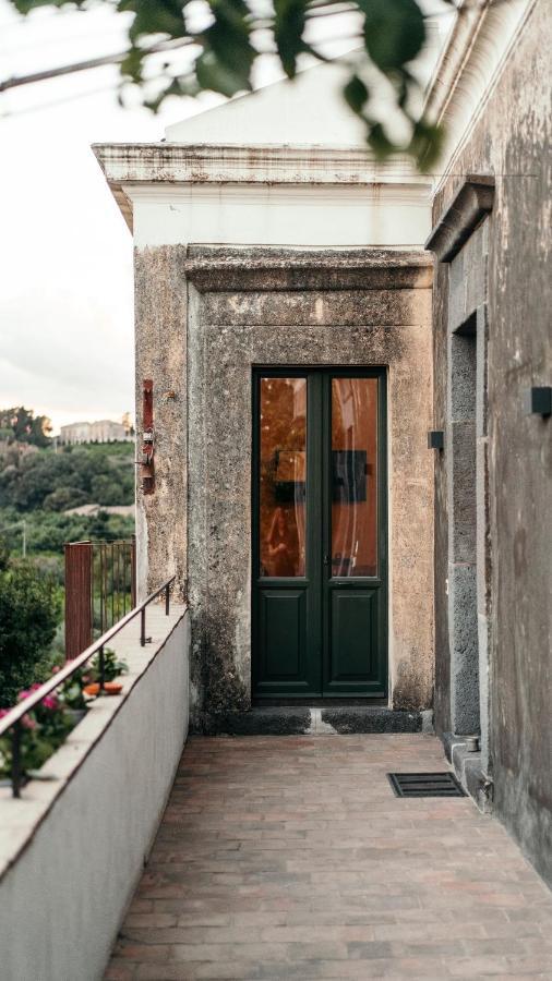 Puleera Boutique Hotel Giarre Bagian luar foto